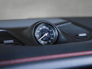 Porsche Cayenne III GTS — photo 35