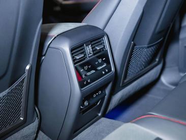 Porsche Cayenne III GTS — photo 50