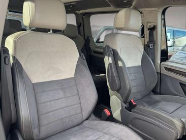 Volkswagen Multivan Style — photo 10