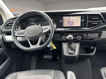 Volkswagen Multivan — photo 11