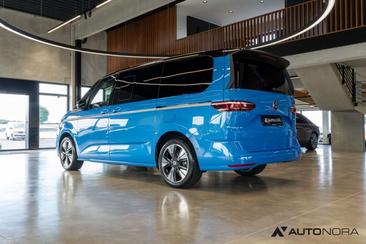 Volkswagen Multivan TSI — photo 8