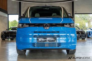 Volkswagen Multivan TSI — photo 10