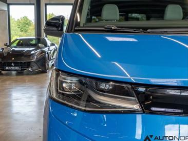 Volkswagen Multivan TSI — photo 12