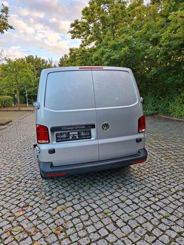 Volkswagen Transporter — photo 4