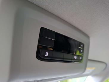 Volkswagen Transporter — photo 9