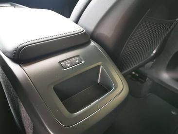 Volvo XC60 B5 — photo 20