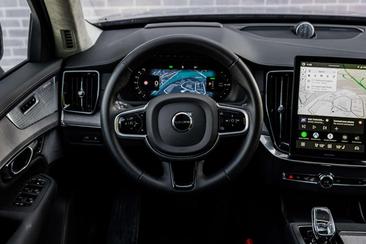 Volvo XC90 T8 Recharge — photo 3