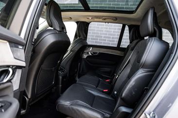 Volvo XC90 T8 Recharge — photo 7