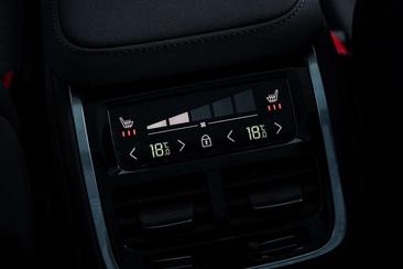Volvo XC90 T8 Recharge — photo 27