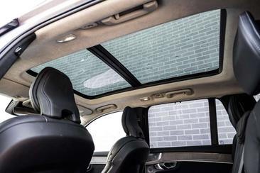 Volvo XC90 T8 Recharge — photo 31