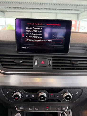 Audi Q5 S Line 40 TDI — photo 27