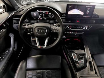 Audi RS4 Competition — photo 15