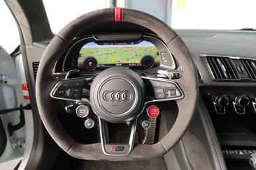 Audi R8 Performance — photo 18