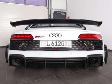 Audi R8 Performance — photo 35