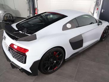 Audi R8 Performance — photo 40