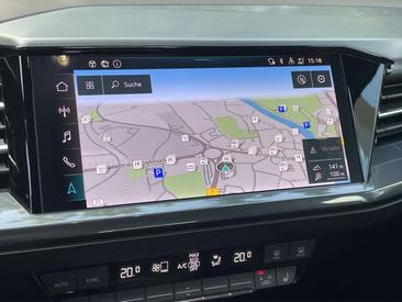 Audi Q4 E-tron S Line 40 E-tron — photo 13