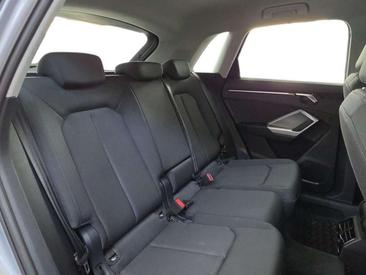 Audi Q3 Business Advanced 35 TDI — photo 8