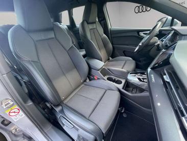 Audi Q4 E-tron S Line 40 E-tron — photo 18