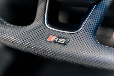 Audi RS4 Avant — photo 21