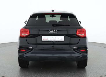 Audi Q2 Advanced 35 TFSI — photo 3