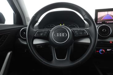 Audi Q2 Advanced 35 TFSI — photo 14