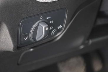 Audi Q2 Advanced 35 TFSI — photo 20