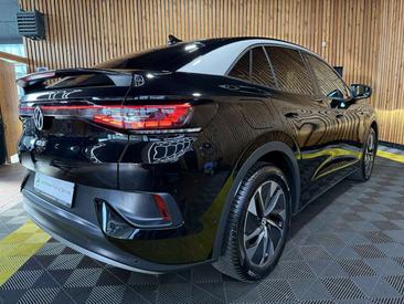 Volkswagen ID.5 Pro — photo 7