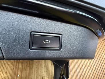 Volkswagen ID.5 Pro — photo 9