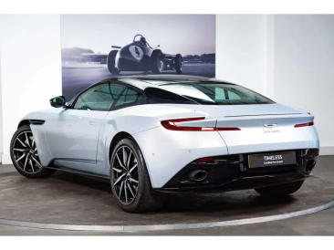 Aston Martin DB11 DB11 V8 Coupe — photo 2