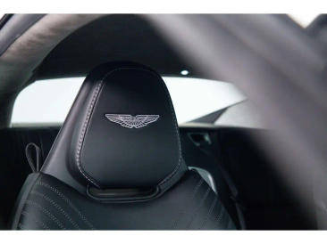 Aston Martin DB11 DB11 V8 Coupe — photo 5