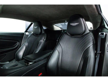 Aston Martin DB11 DB11 V8 Coupe — photo 12