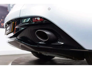 Aston Martin DB11 DB11 V8 Coupe — photo 30