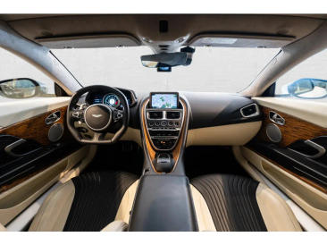 Aston Martin DB11 DB11 V12 AMR Coupe — photo 11