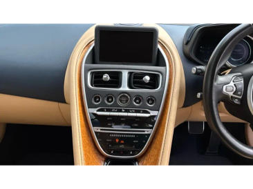 Aston Martin DB11 DB11 V12 Coupe — photo 10