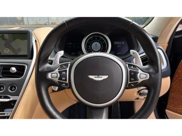 Aston Martin DB11 DB11 V12 Coupe — photo 11
