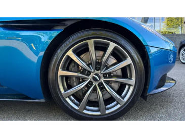 Aston Martin DB11 DB11 V8 Volante — photo 24
