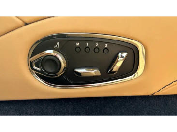 Aston Martin DB11 DB11 V12 Coupe — photo 36