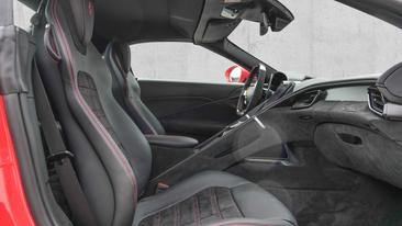 Ferrari Roma Spider — photo 7