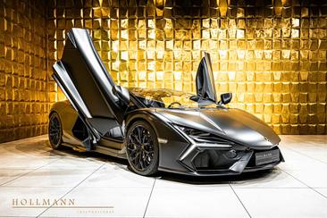 Lamborghini Revuelto — photo 10