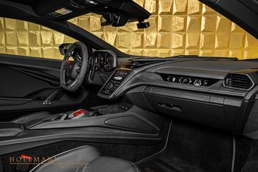 Lamborghini Revuelto — photo 23