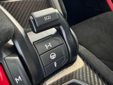 Lamborghini Urus Performante — photo 40