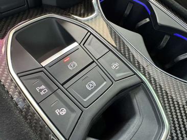 Lamborghini Urus Performante — photo 50