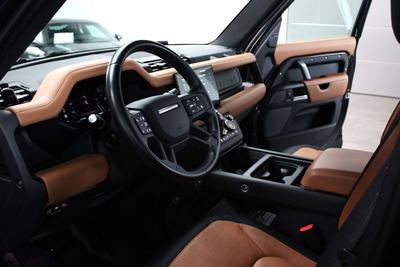 Land Rover Defender 110 D300 X-DYNAMIC AHK/PANO/MATRIX/22" Noir