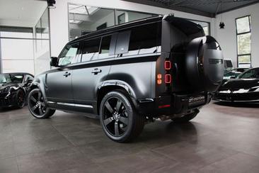 Land Rover Defender 110 D300 X-DYNAMIC AHK/PANO/MATRIX/22" Noir — photo 17