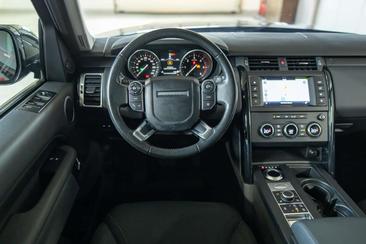 Land Rover Discovery 2.0 SD4 AWD SOUND AHK 4xSHZ 7-SITZER Noir — photo 17