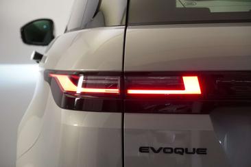 Land Rover Range Rover Evoque 2.0d S — photo 9