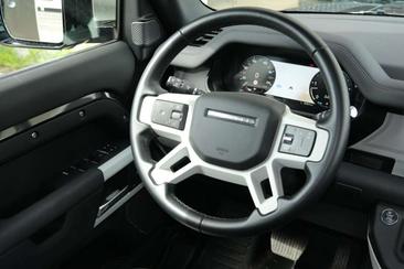 Land Rover Defender 110 D200 SE — photo 13