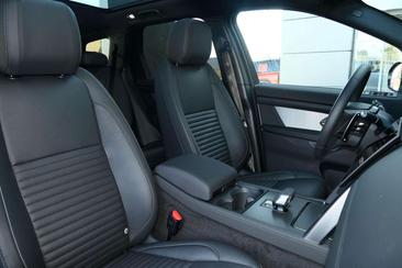 Land Rover Discovery Sport D200 Dynamic SE AWD Auto — photo 8