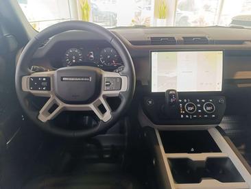 Land Rover Defender 110 X-Dynamic SE 3.0d Mhev 200cv — photo 5