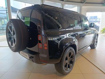 Land Rover Defender 110 X-Dynamic SE 3.0d Mhev 200cv — photo 6
